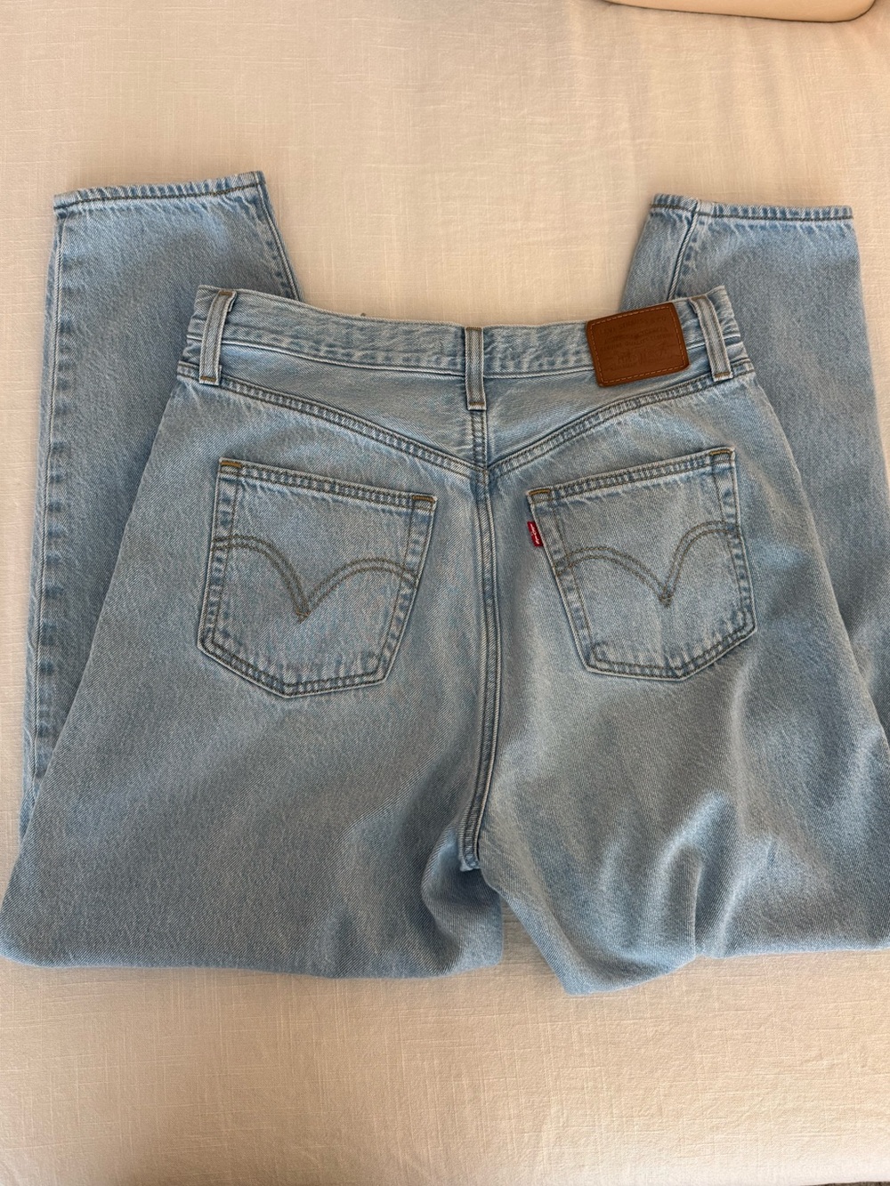 Vintage LEVIS Light Wash Jeans